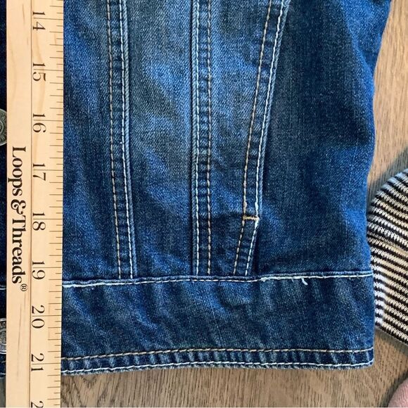 WALLFLOWER JEAN JACKET WOMEN LARGE BLUE DENIM CROP STRIPED KNIT ARM HOOD. - Picture 13 of 15